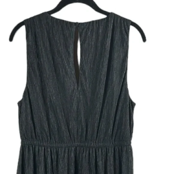 Torrid Black Crinkle Knit Surplice Skater Dress Size 1X - Picture 9 of 12